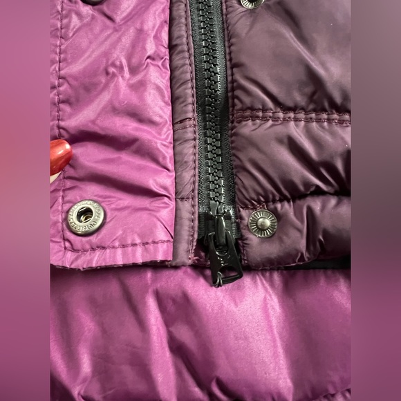 🎅🏼🎄American Eagle Vest🎅🏼🎄 - Picture 5 of 8